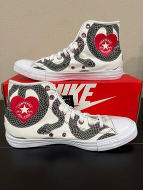 Size 9.5 - Converse Custom Chuck Taylor All-Star By You high-top